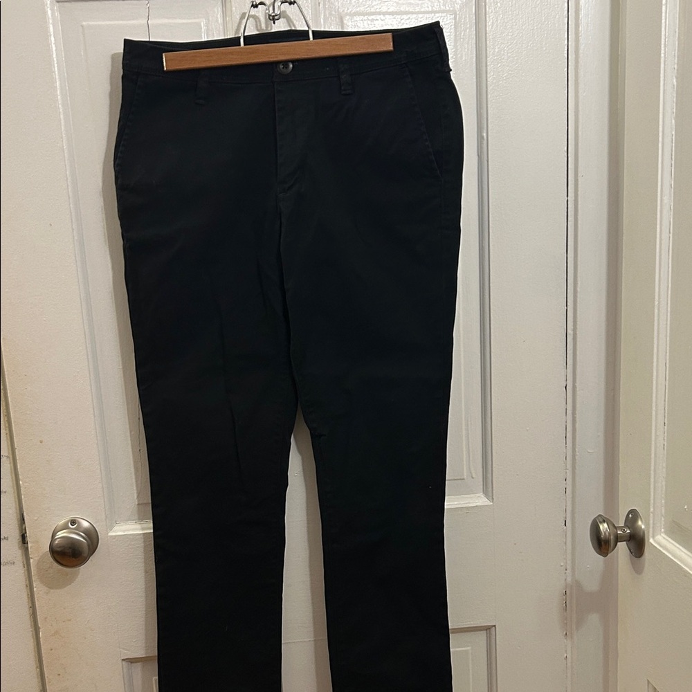 Aeropostale Men's Black Chinos